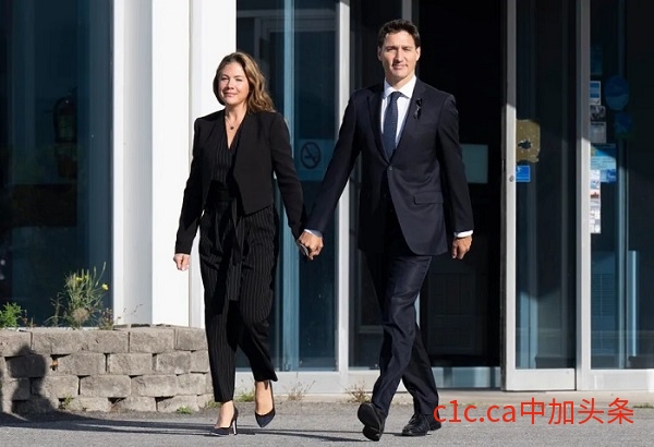 震惊：加拿大总理贾斯汀·特鲁多和妻子苏菲·格雷瓦·特鲁多决定分居